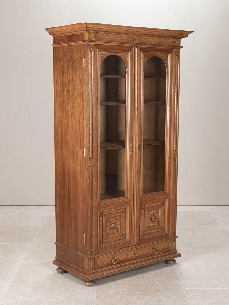 Small Late 19th Century Walnut Bookcase BK8543031