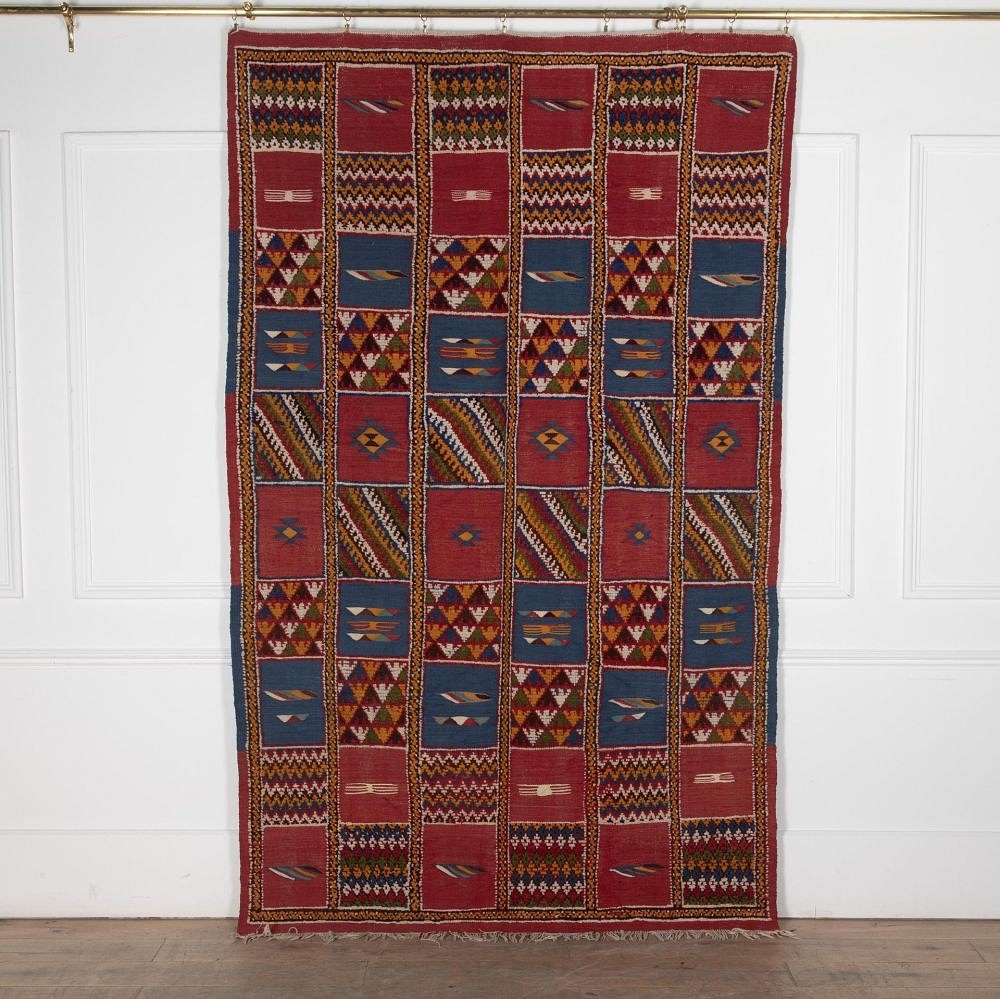 20th Century Handmade Glaoui Rug RT1830827
