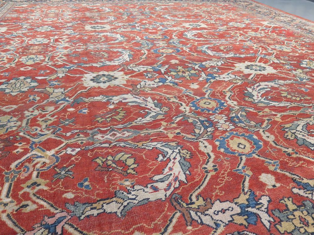 Large 19th Century Ziegler Mahal Carpet RT4922549