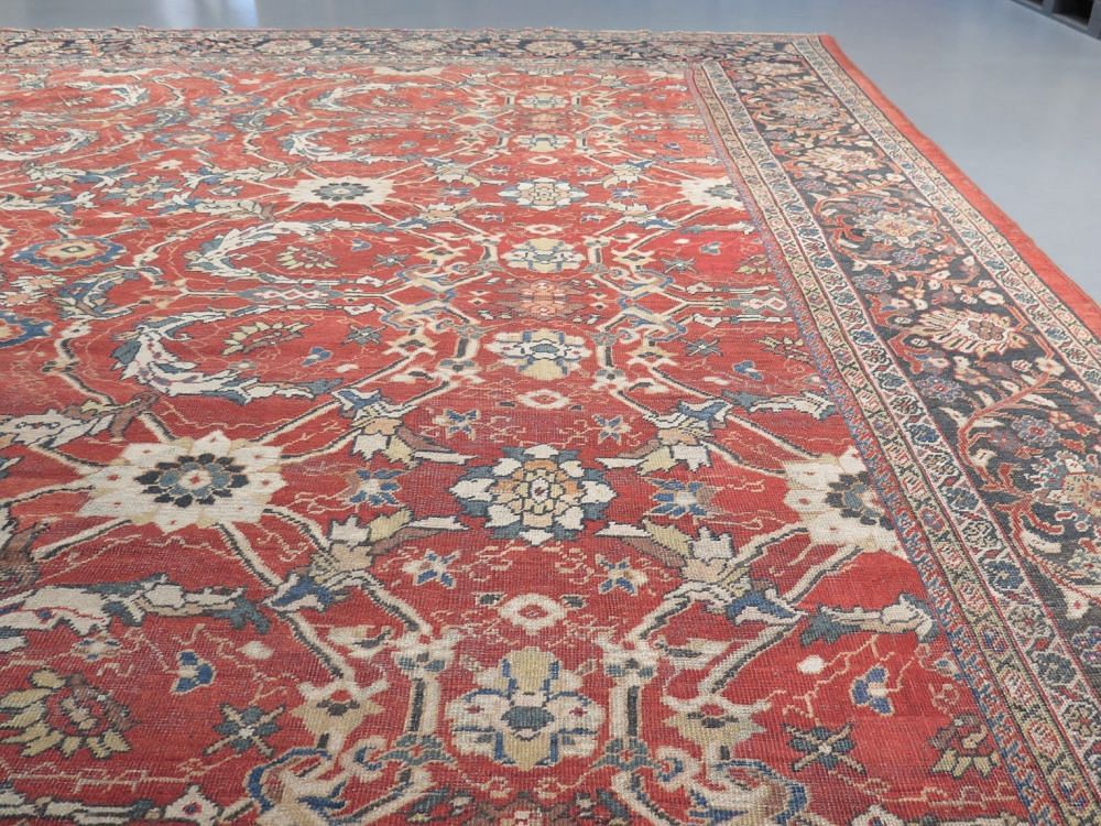 Large 19th Century Ziegler Mahal Carpet RT4922549
