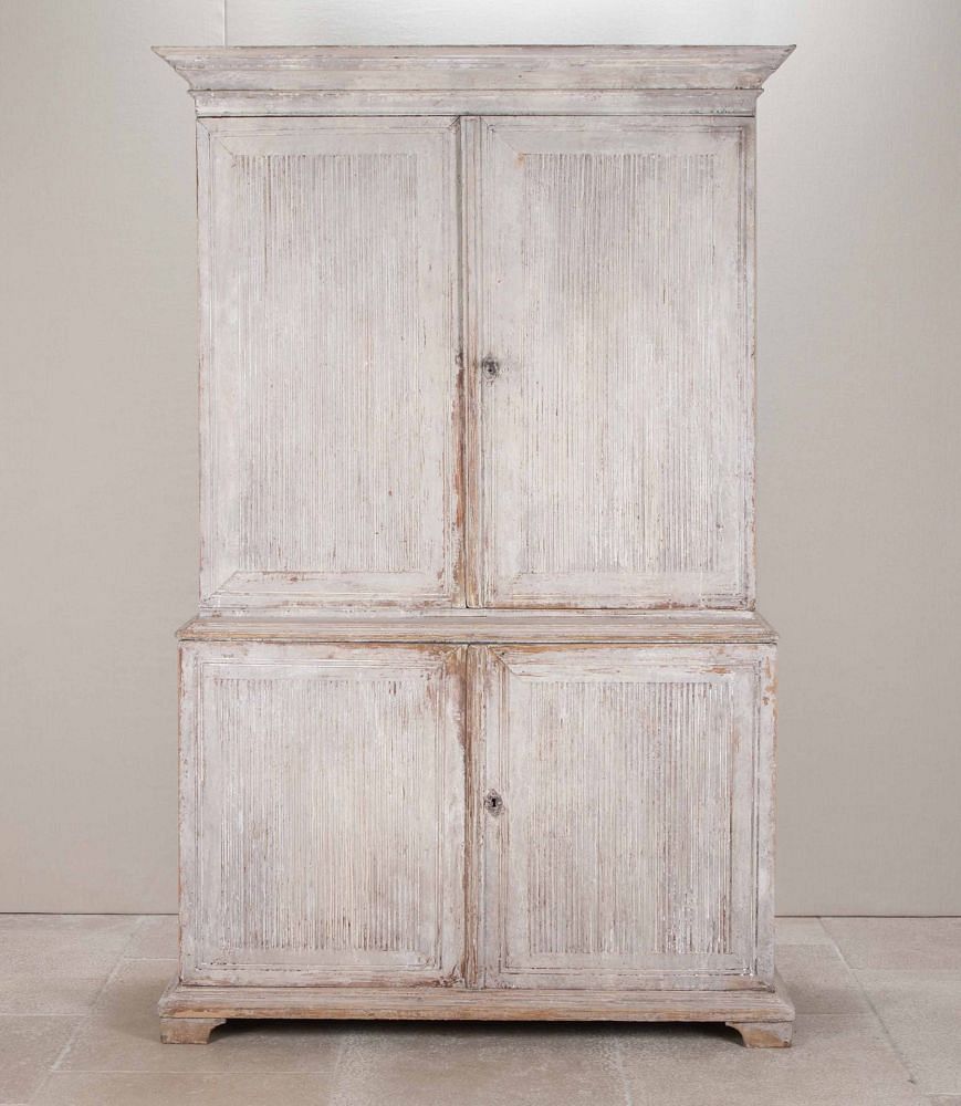Late 18th Century Swedish Gustavian Cabinet with Reeded Front CA6043001