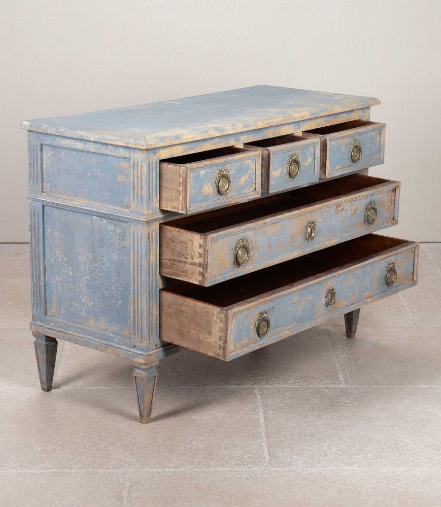 19th Century French Painted Commode CC5643945