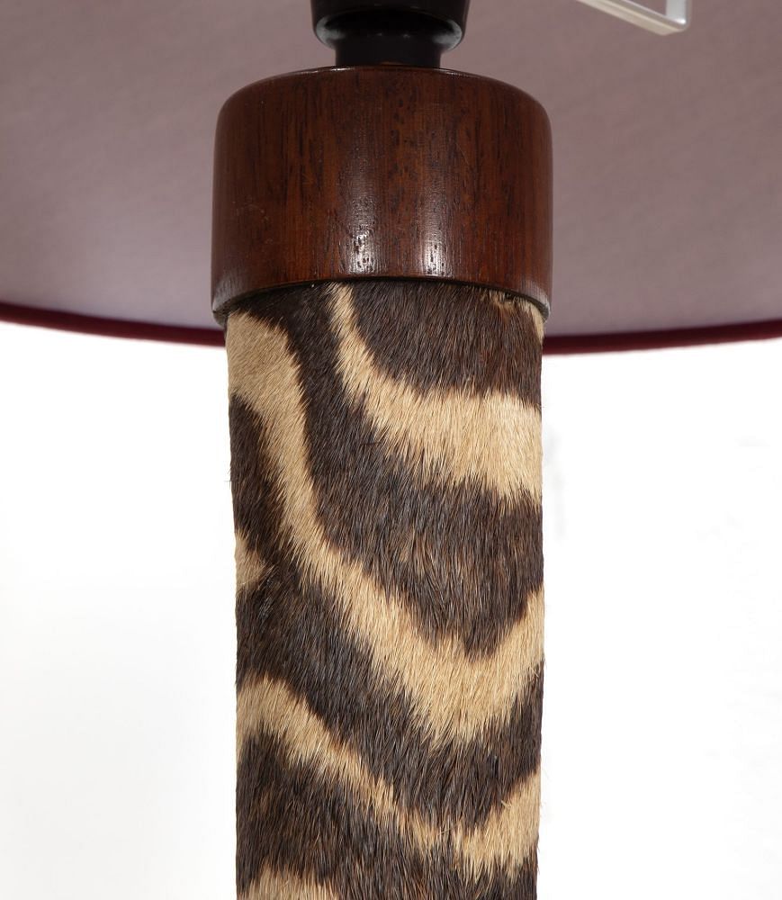 Taxidermy Zebra's Leg Table Lamp LT3937759