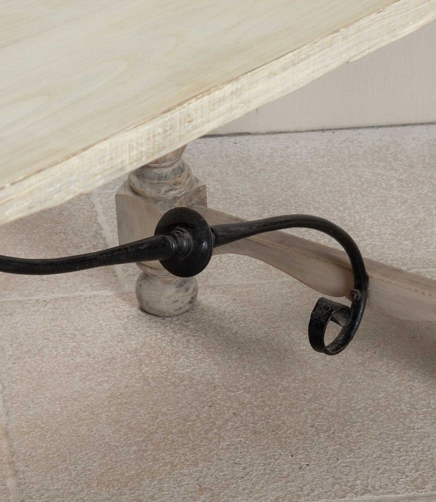 20th Century Spanish Chestnut Dining Table TD5643947