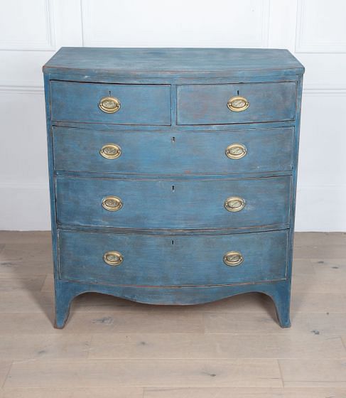 19th Century Bow Fronted Chest of Drawers 2033937