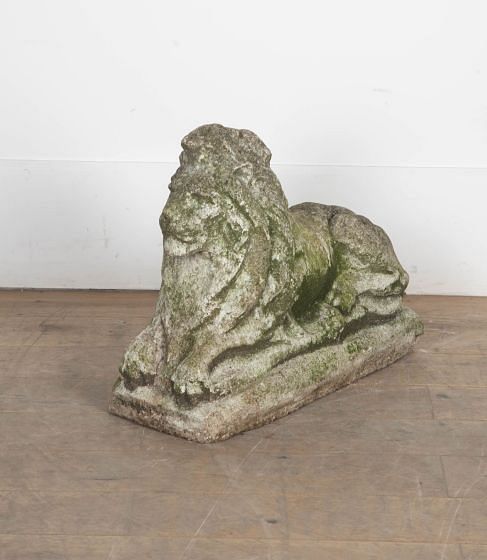 20th Century Cast Stone Model of a Resting Lion DA8032451