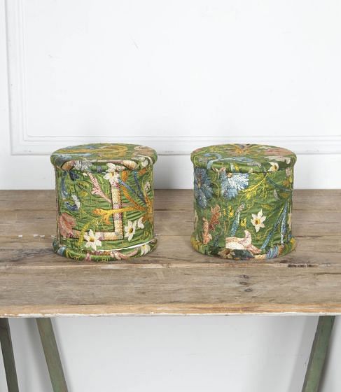 Pair of 18th Century Display Stands BK2830967