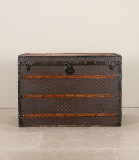 Early 20th Century Louis Vuitton Courier Trunk CB0743689