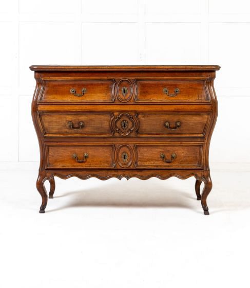 18th Century Louis XV Period Walnut Bombe Commode CC0138931