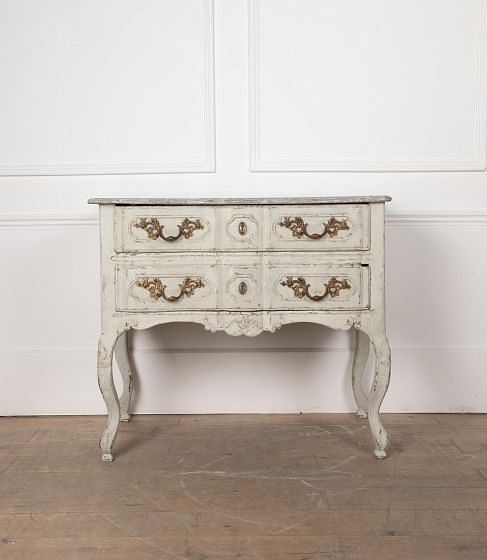 Mid 18th Century Louis XV Commode CC2329184