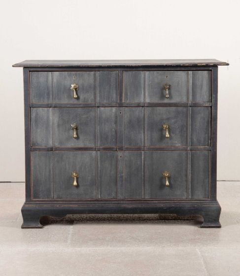 Late 19th Century English Ebonised Serpentine Fronted Commode CC3643851