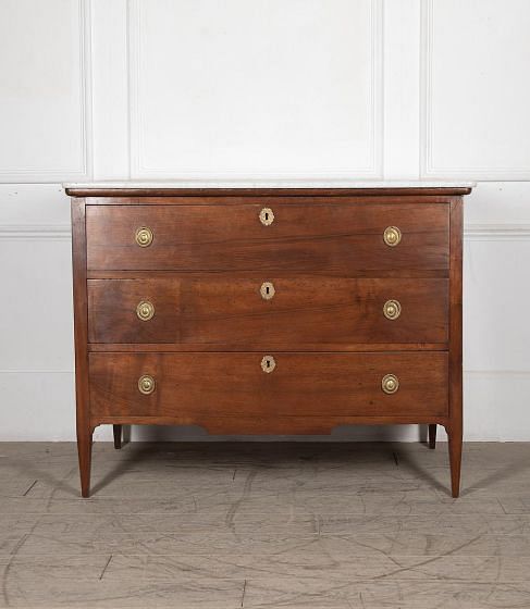 19th Century French Walnut Commode CC4828674
