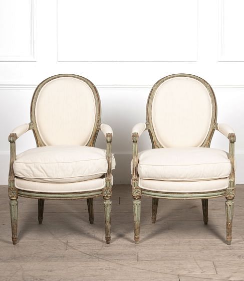Pair of 18th Century French Occasional Chairs CH1427951