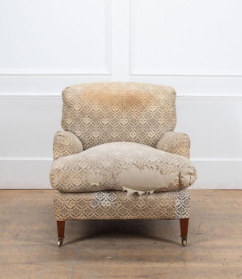 Howard and Sons ‘Harley’ Armchair CH2734979