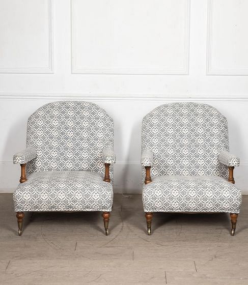 Pair of Howard and Sons Open Armchairs CH2826939