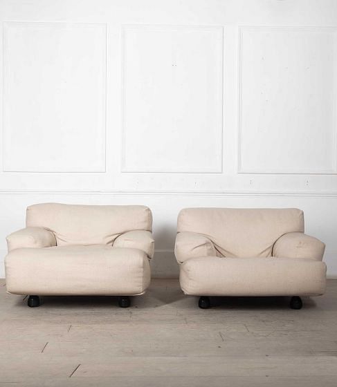 Pair of 20th Century Italian Fiandra Chairs by Magistretti CH9227794