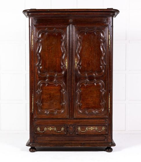Mid 18th Century French Oak Armoire CU0631059