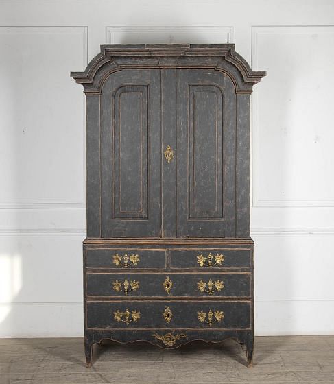 18th Century Swedish Baroque Black Cabinet CU6023940