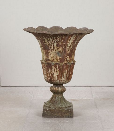 Large Victorian Cast Iron Tulip Garden Urn DA0941601
