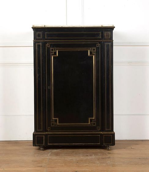Ebonised Pedestal Cabinet DA3611012