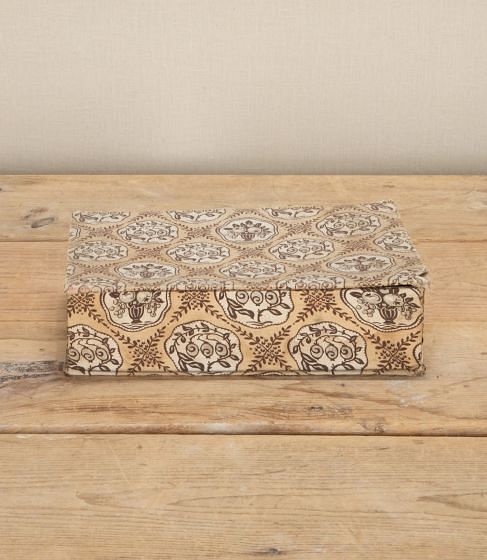 20th Century French Printed Linen Covered Box DA4243207