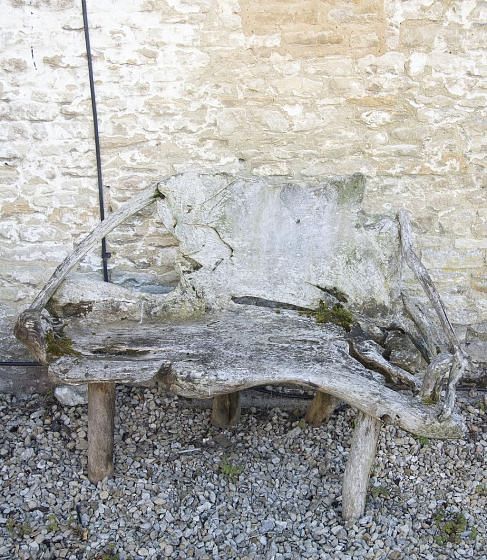 Grand Scale Rustic Garden Seat GA1914416