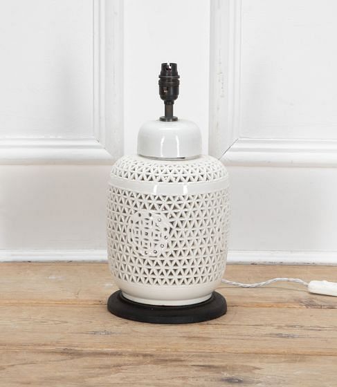 20th Century Chinese 'Blanc de Chine' Ceramic Table Lamp LT8941358