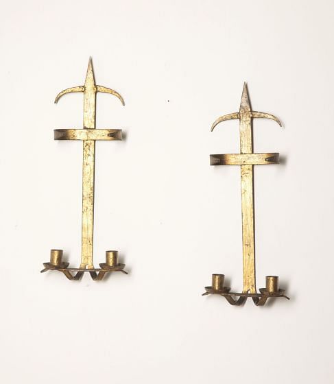 Pair of 20th Century Elegant Spanish Gilt Metal Candle Wall Lights LW1529884