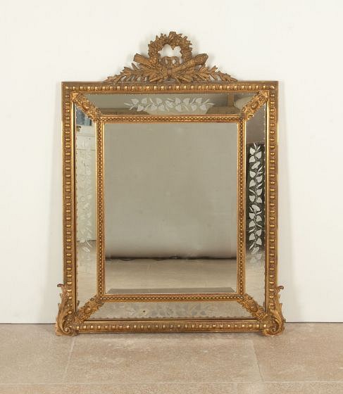 19th Century French Gilt Cushion Mirror MI5242970