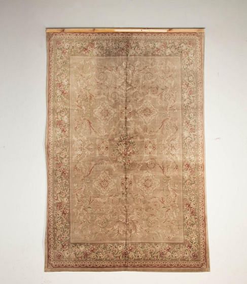 20th Century Savonnerie Carpet RT4928138
