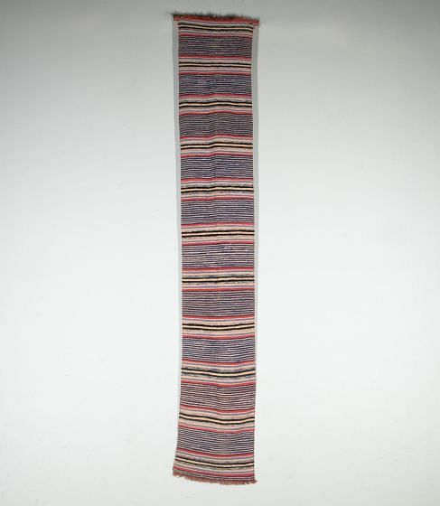 20th Century Traditional Swedish Rug RT6038945