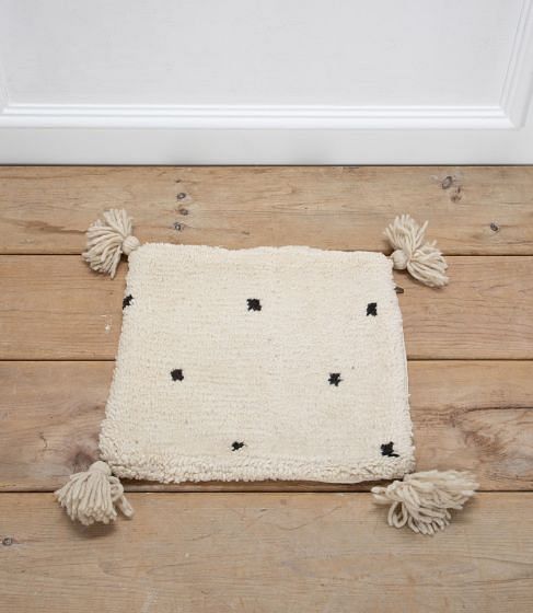 20th Century Moroccan Beni Ourain Cushion Cover with Tassels RT7235670