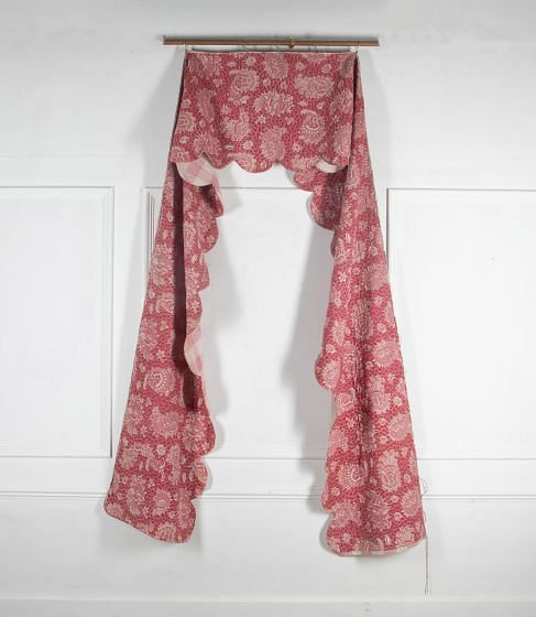 Early 19th Century French Scalloped Pelmet RT7236985