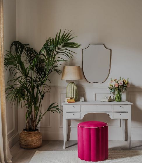 The Hyde Pouffe - Made to Order ST9543273