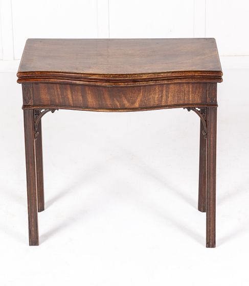 18th Century George III English Mahogany Serpentine Tea Table TC0632902