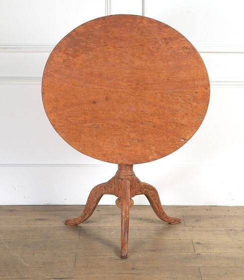 Swedish Rococo Tilt Top Table TC9019078