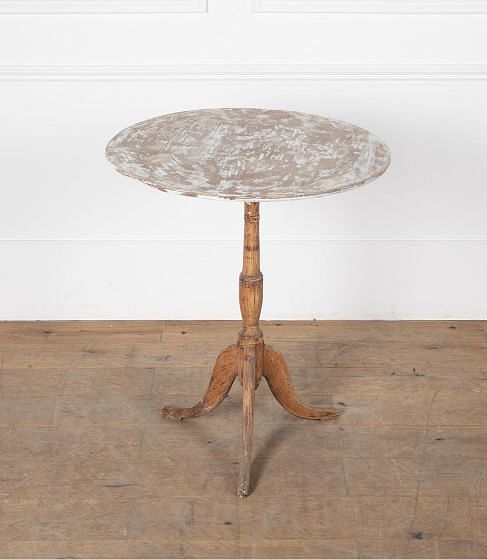 19th Century Swedish Gustavian Painted Pedestal Table TC9929141