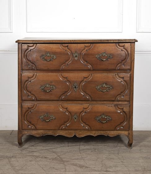 19th Century Walnut Commode CB4822663
