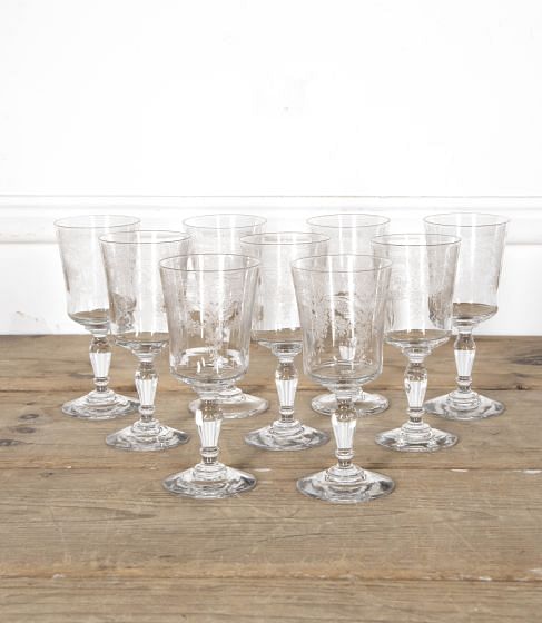 20th Century Set of Nine Etched Wine Glasses DA1524745