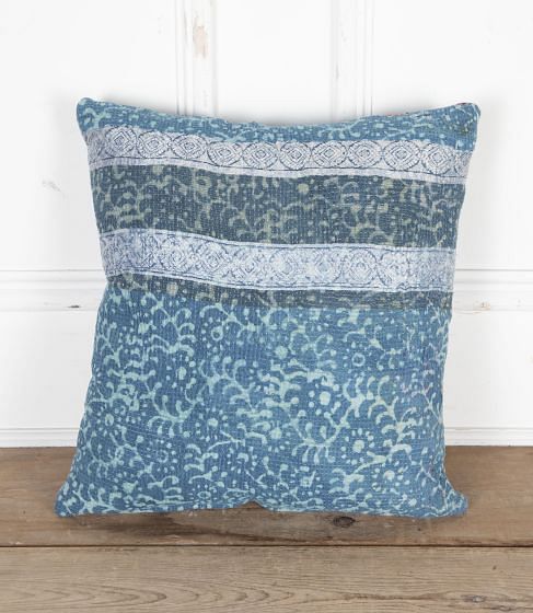 20th Century Block Printed Indian Textile Cushion RT9026054