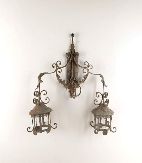 Decorative vineyard wall light LW607659
