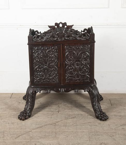 Small 19th Century Chinese Cabinet BU0325718