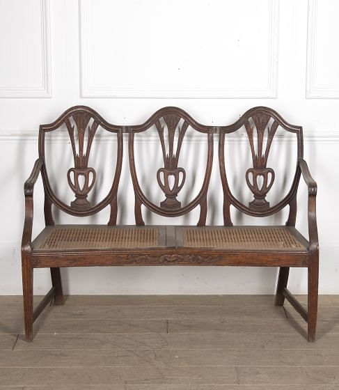 Small Georgian Mahogany Hepplewhite Style Settee SB2922886