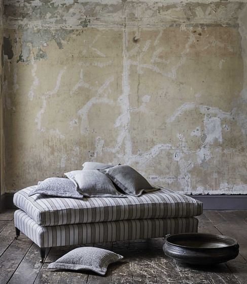 The Albany Ottoman - Made to Order OF958771