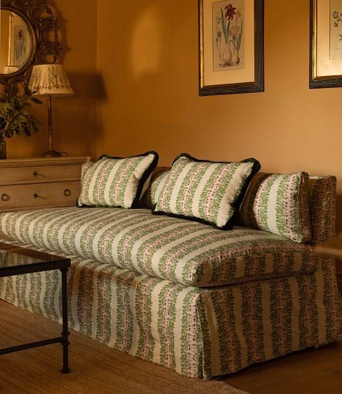 Thyme Slipper Sofa in Radish | Thyme & Bertioli x Lorfords Contemporary - Made to Order SB9535402