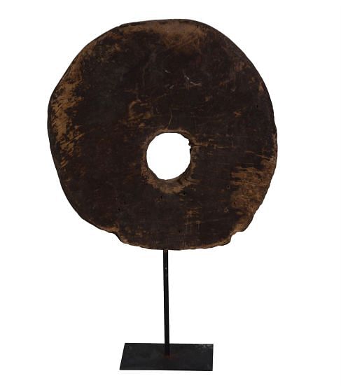 East Timoreon Wooden Sculpture DA3753595