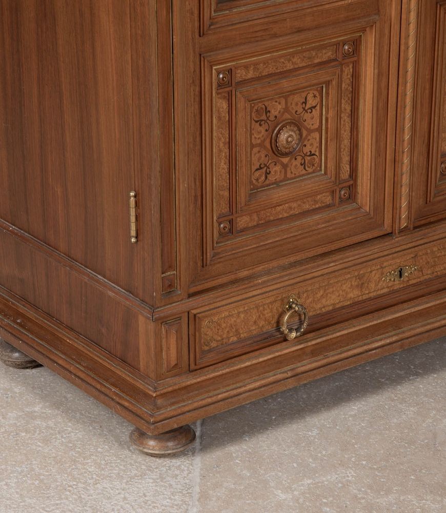Small Late 19th Century Walnut Bookcase BK8543031