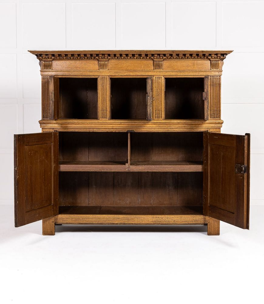 18th Century Dutch Oak Cabinet BU0138858