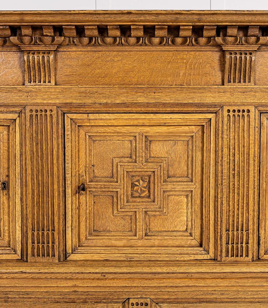 18th Century Dutch Oak Cabinet BU0138858