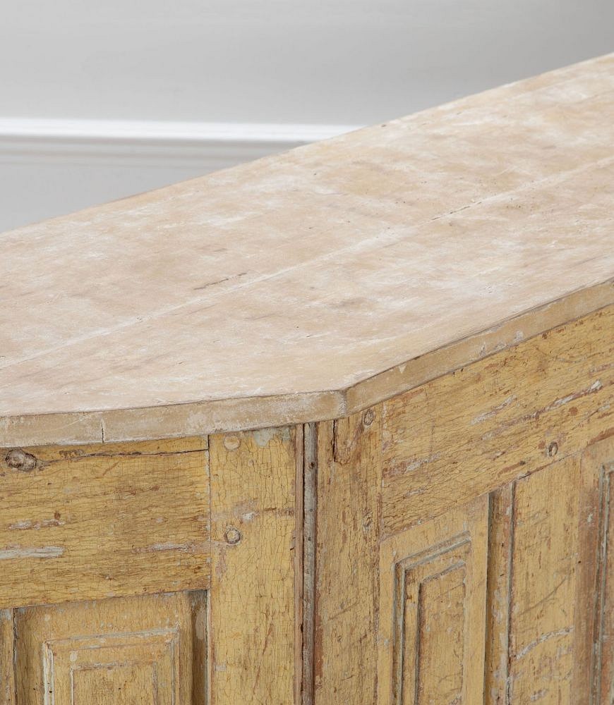 18th Century Italian Buffet BU4437471